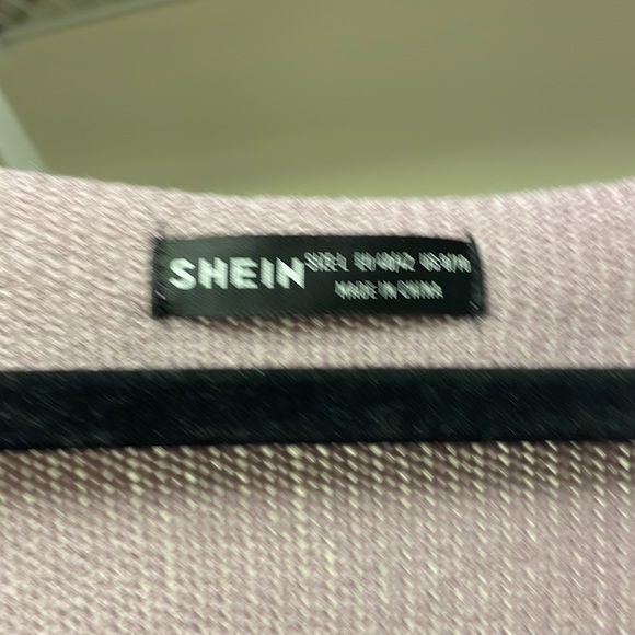 SHEIN Sweater - Picture 5 of 5